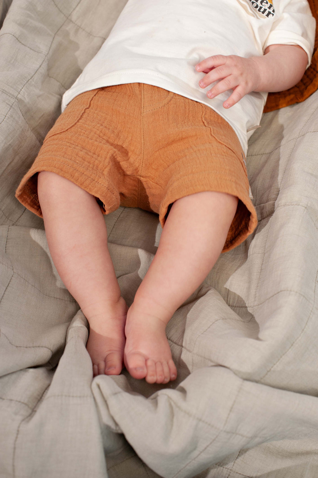 Bess | Shorts Muslin | Amber