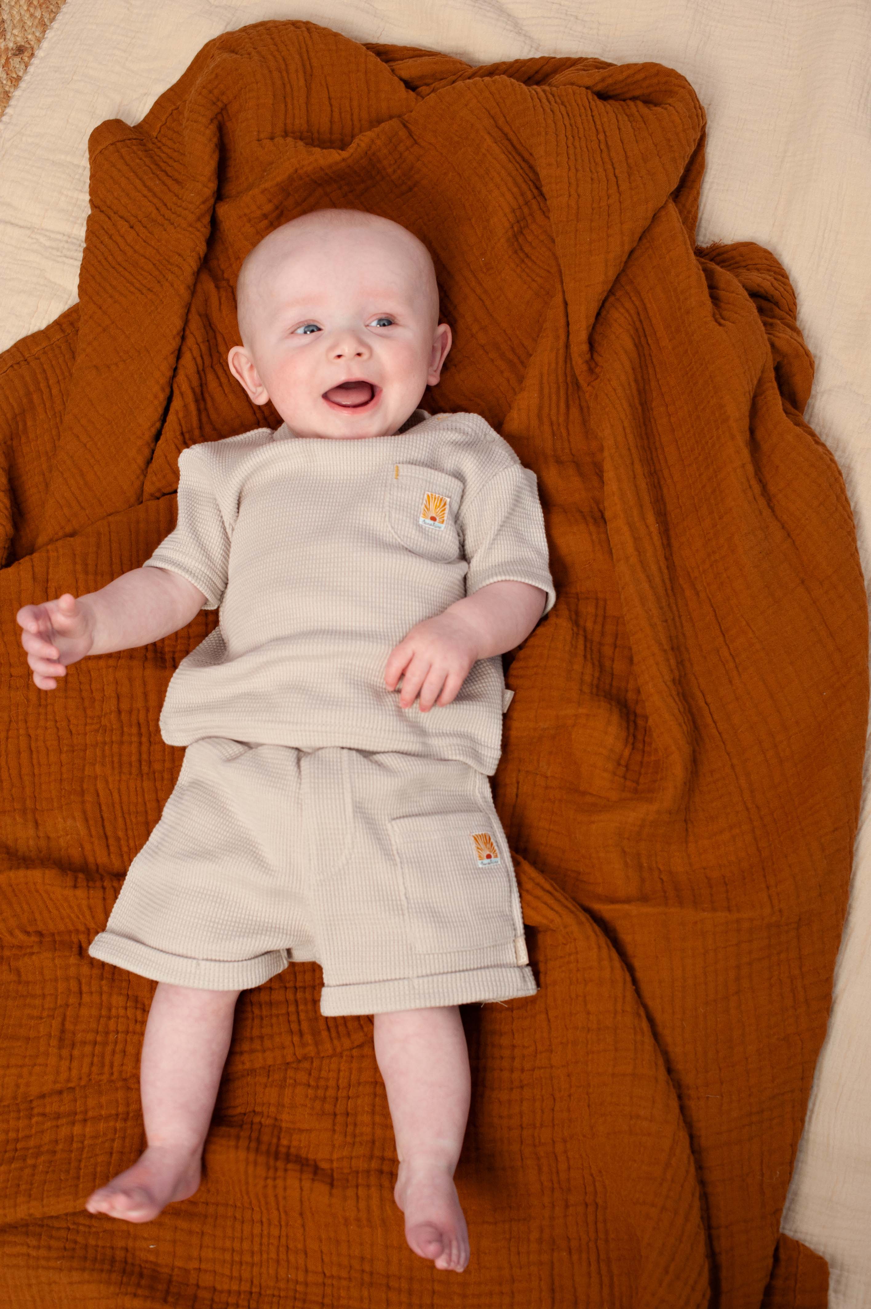 Bess | Shorts Waﬄe | Fog
