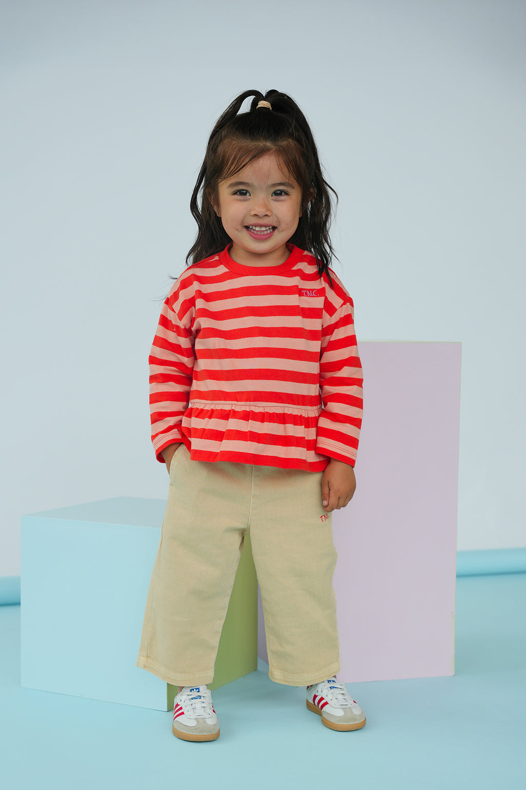 The New Chapter | T-Shirt Loua | Red Pink Stripes
